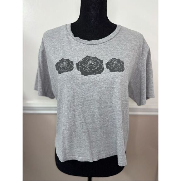 Pretty Rebel Cropped Grey Rose Graphic Tee Size Large - Picture 1 of 6